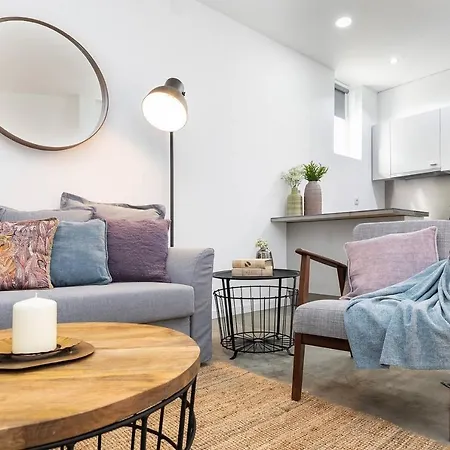 Design Flat In Campolide * Lisbon